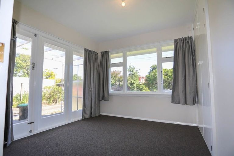 Photo of property in 15 Rountree Street, Upper Riccarton, Christchurch, 8041