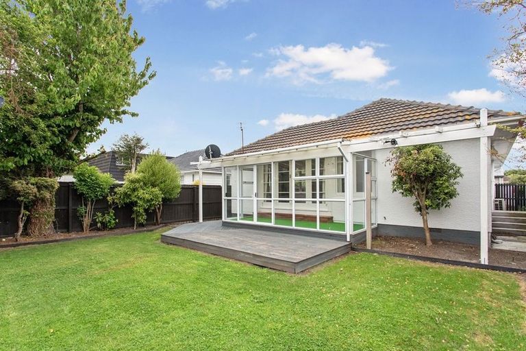 Photo of property in 8 Ravenna Street, Avonhead, Christchurch, 8042