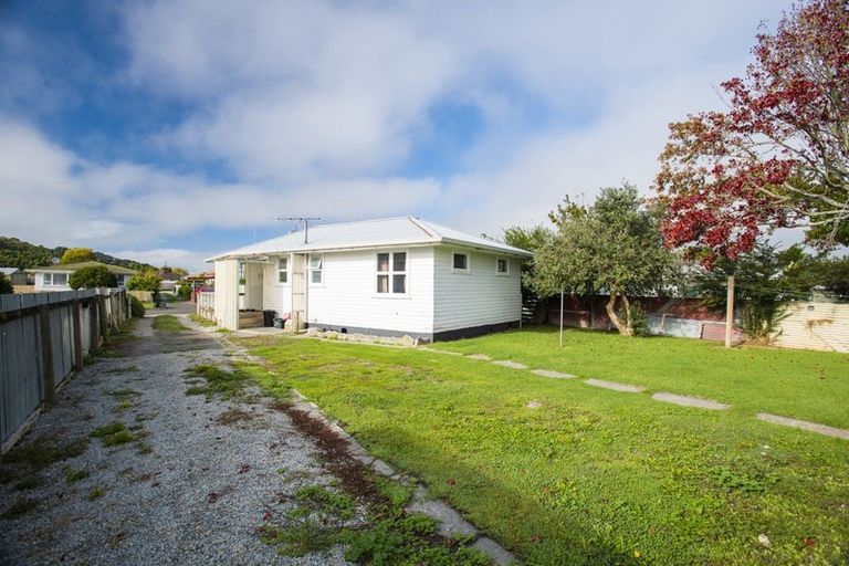 Photo of property in 35 Dalton Street, Outer Kaiti, Gisborne, 4010