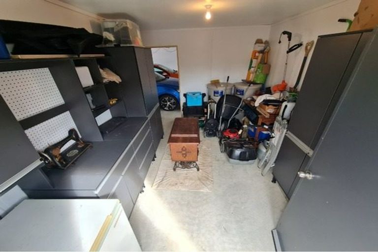 Photo of property in 21 Foster Street, Taita, Lower Hutt, 5011