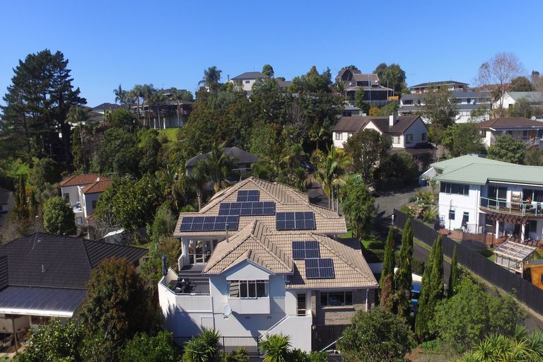 Photo of property in 49 Langana Avenue, Browns Bay, Auckland, 0630