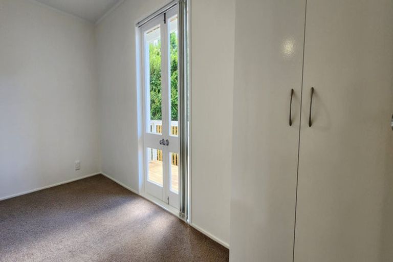 Photo of property in 1/155 Oaktree Avenue, Browns Bay, Auckland, 0630