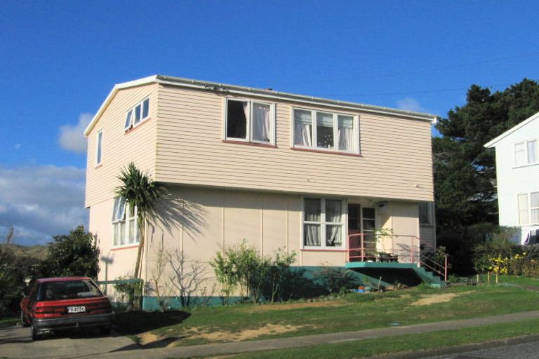 Photo of property in 81 Sievers Grove, Cannons Creek, Porirua, 5024