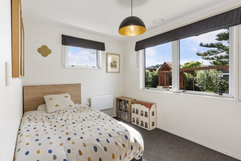 Photo of property in 2 Hatton Road, Orewa, 0931