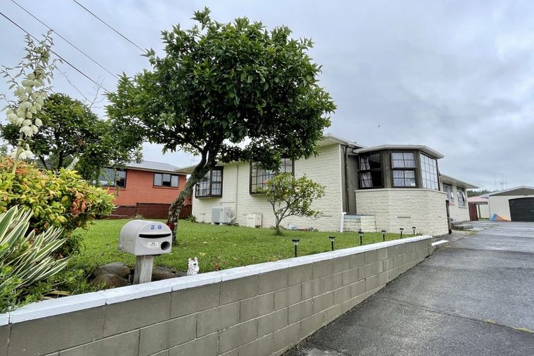 Photo of property in 28 Fitzroy Avenue, Fitzroy, Hamilton, 3206