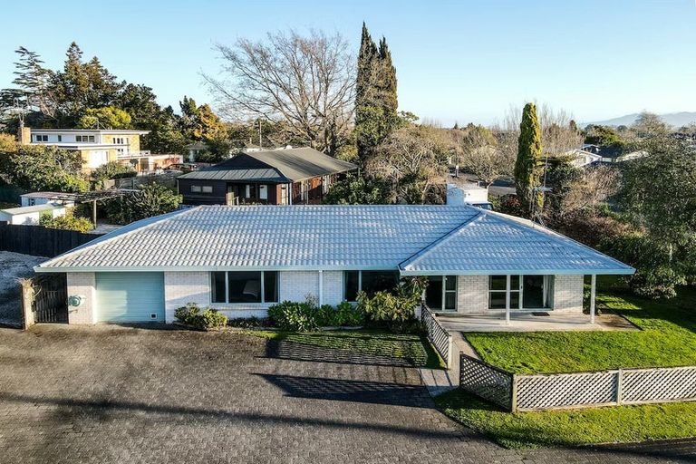 Photo of property in 1b Saxbys Road, Glenview, Hamilton, 3206