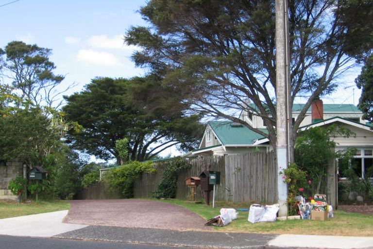 Photo of property in 45a Verbena Road, Birkdale, Auckland, 0626