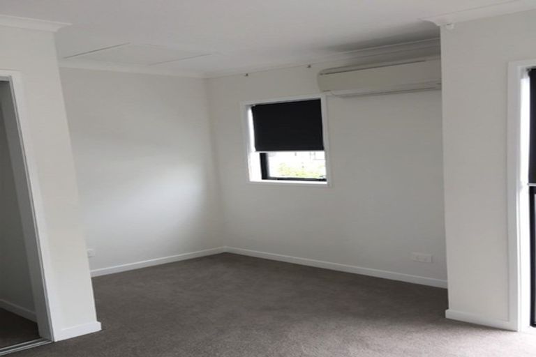 Photo of property in 4 Pheasant Lane, Hobsonville, Auckland, 0616