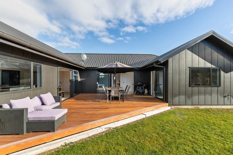 Photo of property in 14 Arion Court, Mount Pisa, Cromwell, 9383