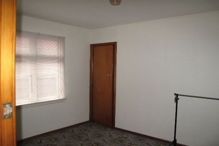 Photo of property in 16 Curletts Road, Sockburn, Christchurch, 8042