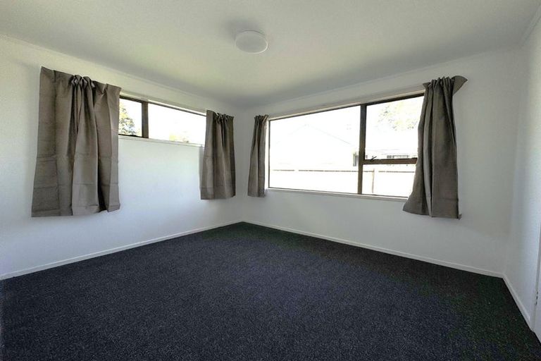 Photo of property in 11 Karepo Crescent, Ranui, Auckland, 0612