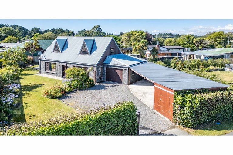 Photo of property in 1 Smarts Drive, Leithfield, 7481