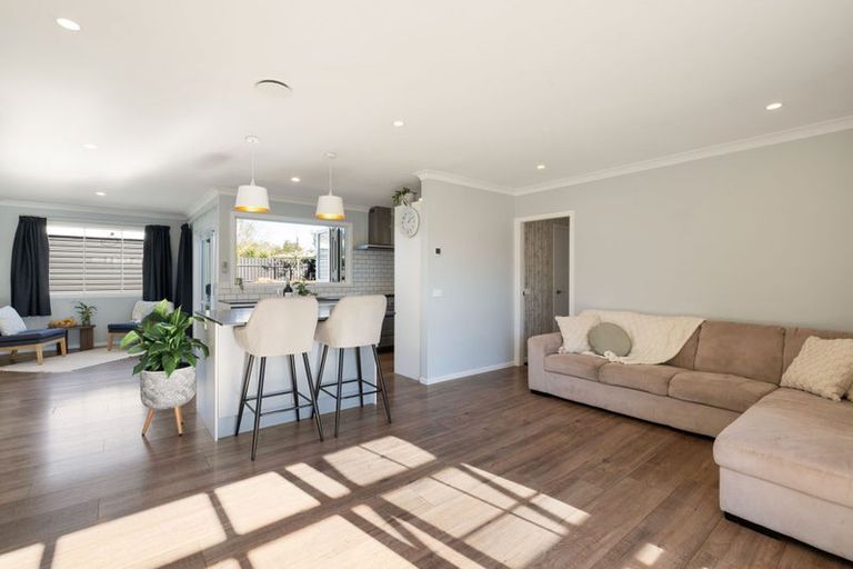 Photo of property in 25 English Street, St Andrews, Hamilton, 3200