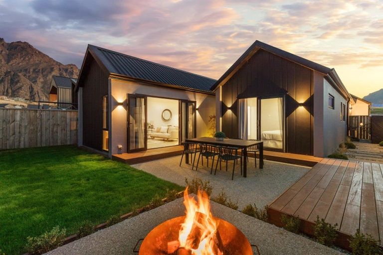 Photo of property in 64 Muster Road, Jacks Point, 9371