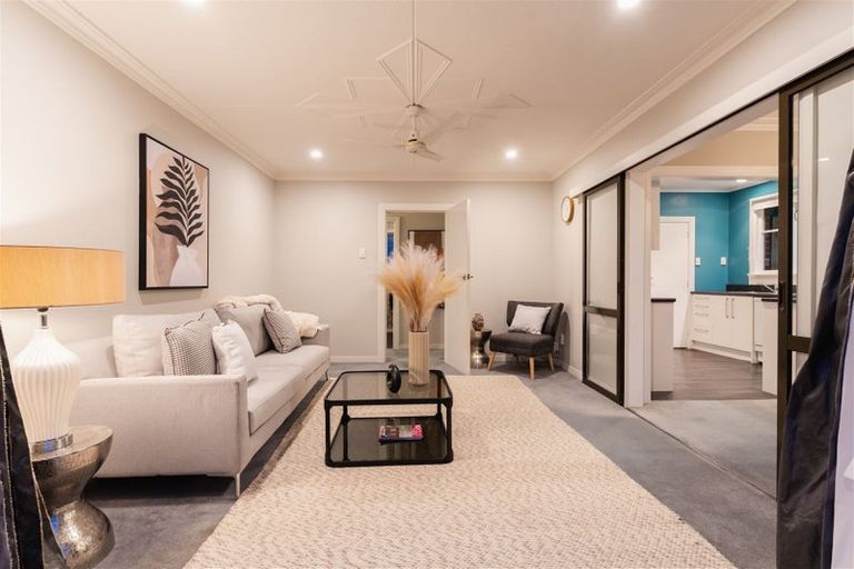 Photo of property in 6 Middleton Road, Kew, Dunedin, 9012