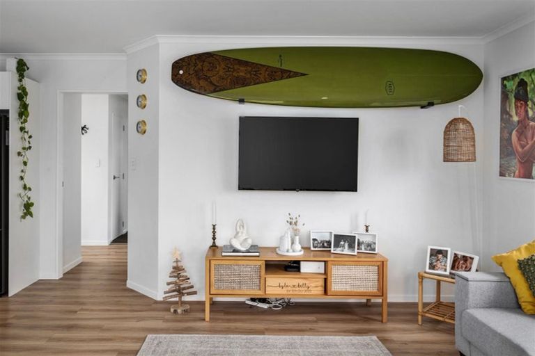 Photo of property in 8 Sandy Place, Waihi Beach, 3611