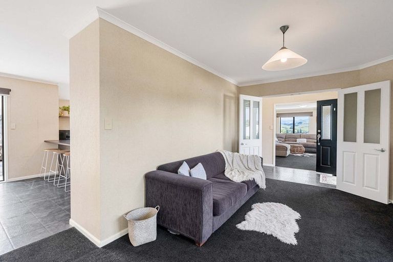 Photo of property in 37 Marire Drive, Ohauiti, Tauranga, 3112