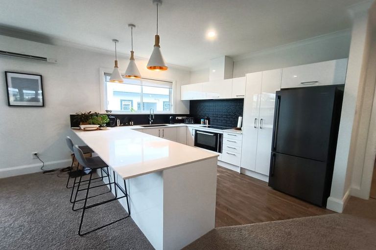 Photo of property in 17 Rossiter Avenue, Waterloo, Lower Hutt, 5011