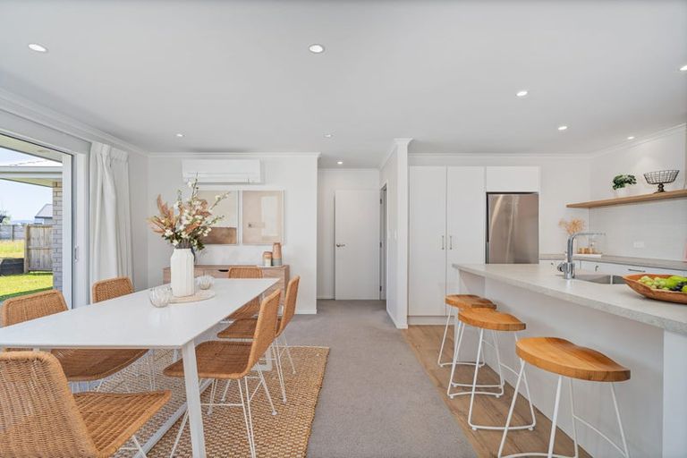 Photo of property in 263 Kupe Drive, Whitianga, 3510