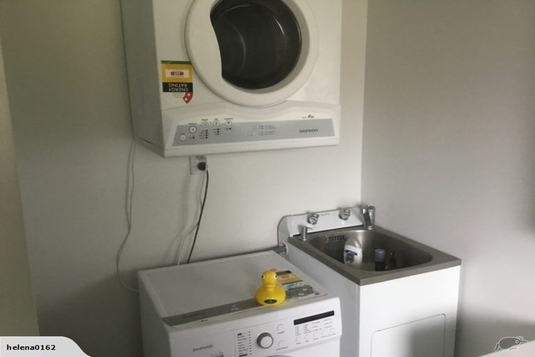 Photo of property in 1/36 Blacklock Avenue, Henderson, Auckland, 0612