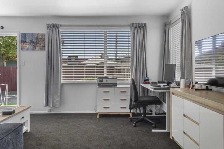 Photo of property in 3/211 Aldwins Road, Phillipstown, Christchurch, 8062