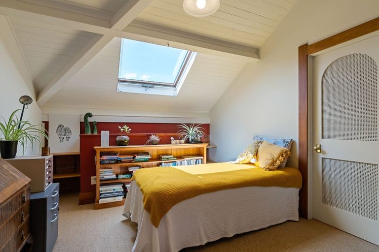 Photo of property in 2/32 Pitt Street, Wadestown, Wellington, 6012