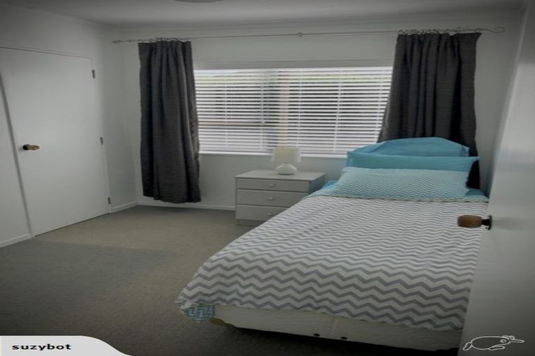 Photo of property in 11 Renata Road, Otaki, 5512