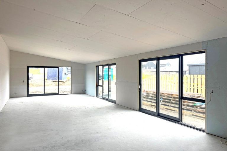 Photo of property in Northlake, 10 Linnburn Road, Wanaka, 9305