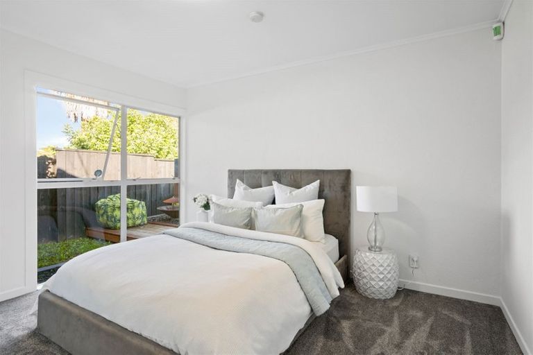 Photo of property in 10 Pixie Place, Pakuranga Heights, Auckland, 2010