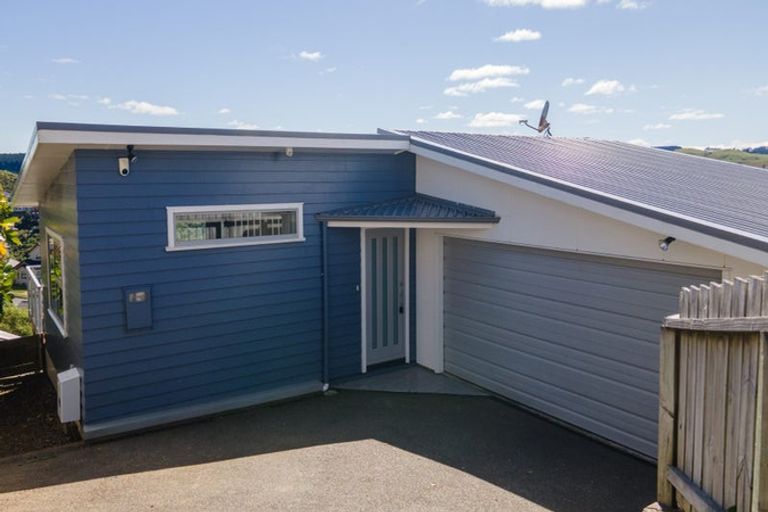 Photo of property in 63a Erlestoke Crescent, Churton Park, Wellington, 6037