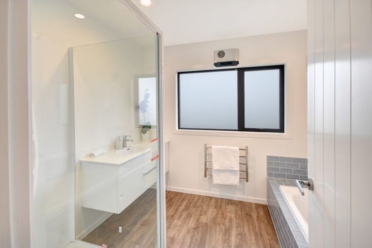 Photo of property in 9 Okahau Terrace, Warrington, 9471