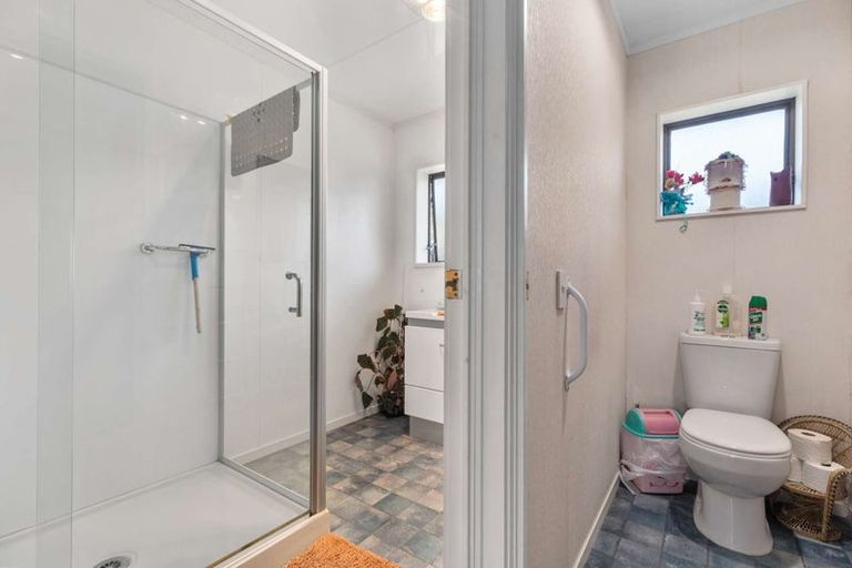 Photo of property in 1/12 Wellington Street, Papakura, 2110