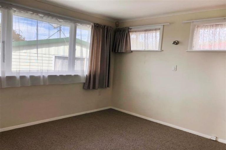 Photo of property in 1/15 Scott Road, Papakura, 2110