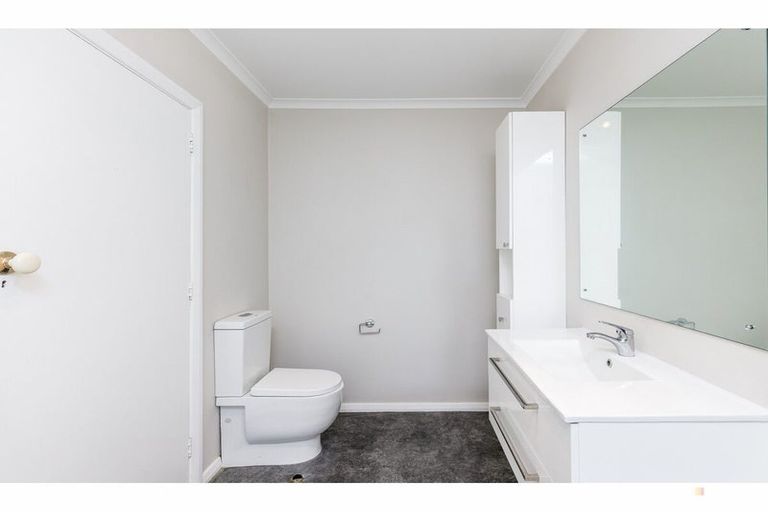 Photo of property in 39 Rhodes Street, Waimate, 7924