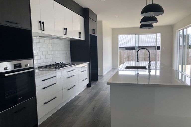 Photo of property in 11 Raymond Grace Avenue, Huapai, Kumeu, 0810