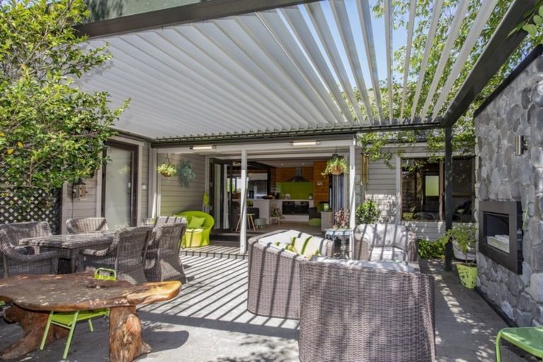 Photo of property in 3 Ron Brooking Close, Rangiora, 7400