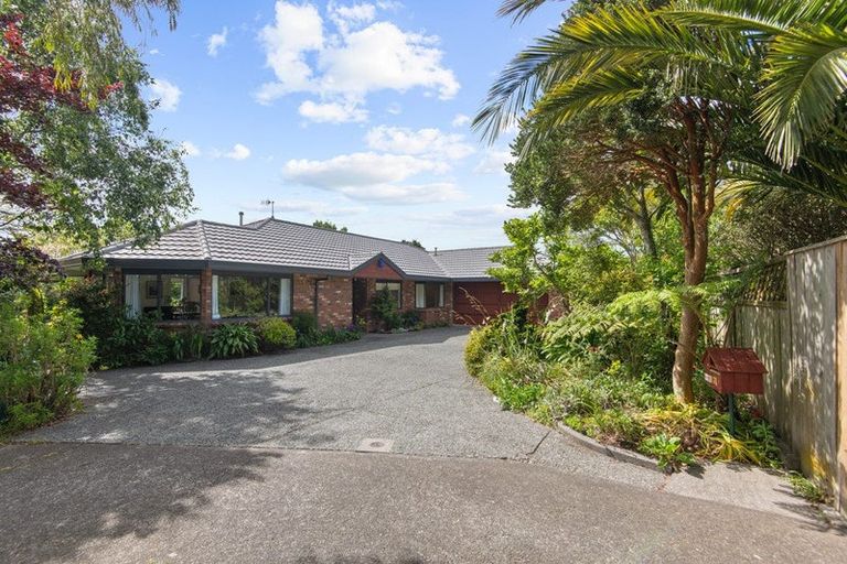 Photo of property in 131 Summerhill Drive, Fitzherbert, Palmerston North, 4410