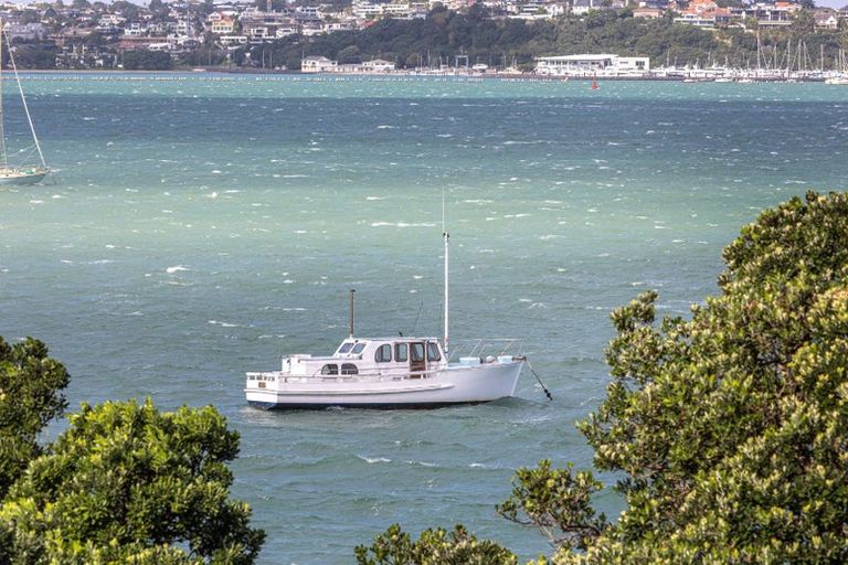 Photo of property in 22 King Edward Parade, Devonport, Auckland, 0624