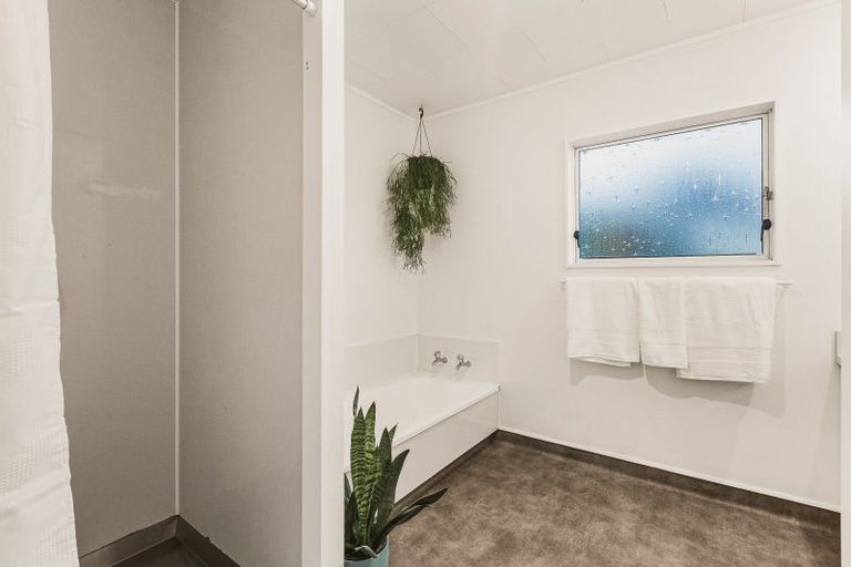 Photo of property in 3/805 Heretaunga Street East, Parkvale, Hastings, 4122