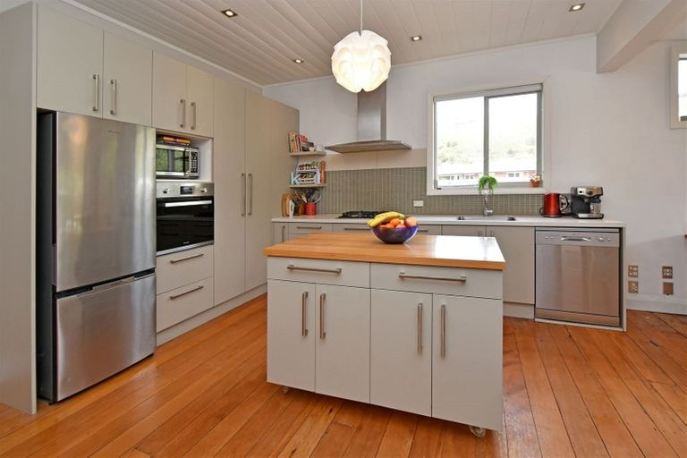 Photo of property in 38 Dryden Street, Sumner, Christchurch, 8081