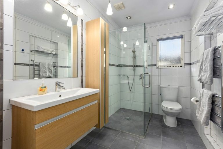 Photo of property in 3 Millwood Place, Silverstream, Upper Hutt, 5019