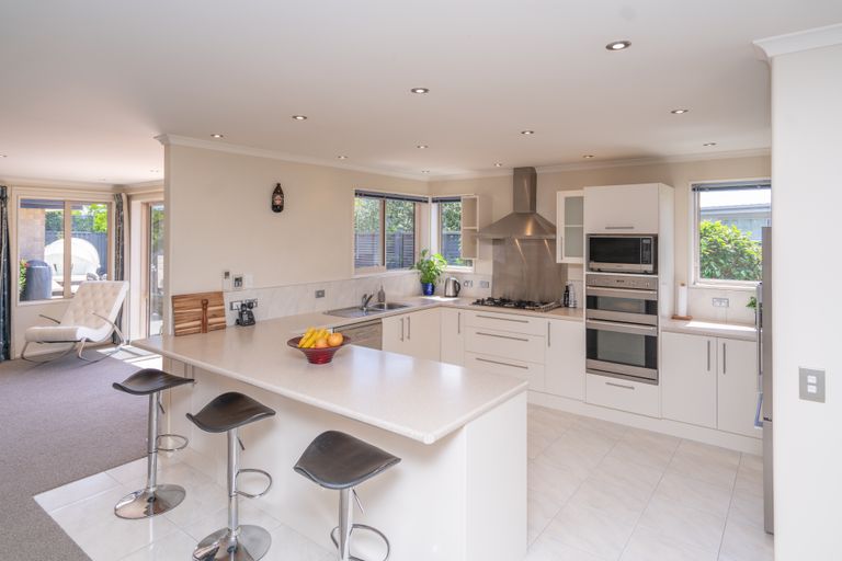 Photo of property in 54 Westpark Drive, Burnside, Christchurch, 8053