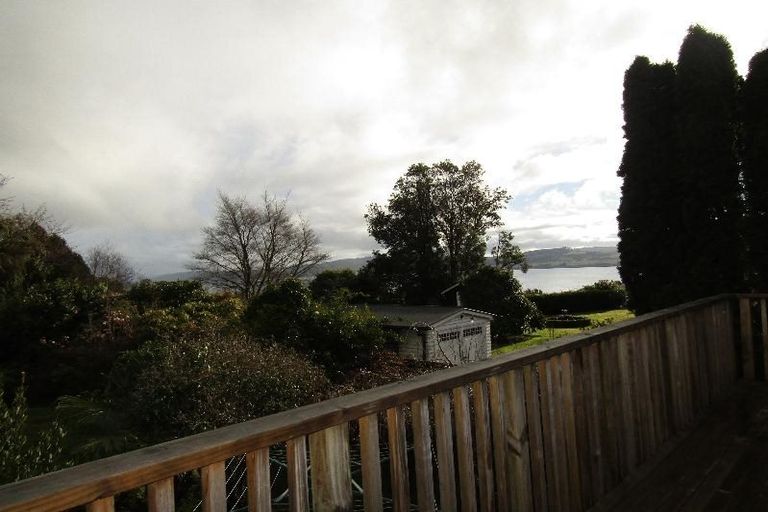 Photo of property in 9 Norfolk Road, Waipahihi, Taupo, 3330