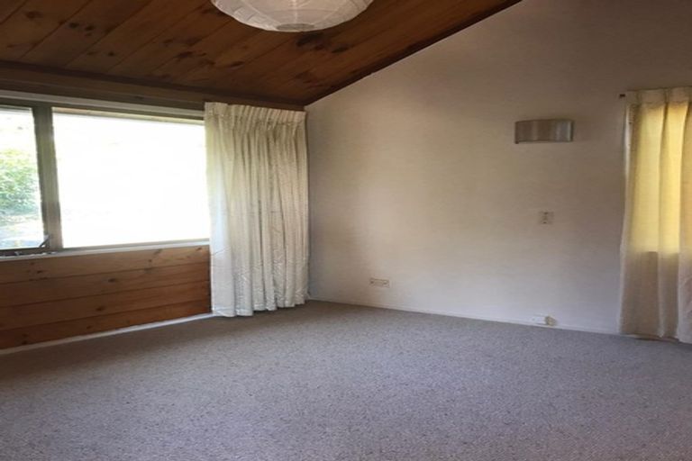 Photo of property in 104 Winara Avenue, Waikanae, 5036