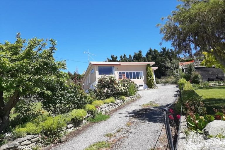 Photo of property in 15 Athenry Road, Bridge Hill, Alexandra, 9320