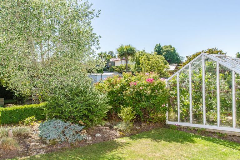 Photo of property in 16 Edith Street, Fairfield, Dunedin, 9018