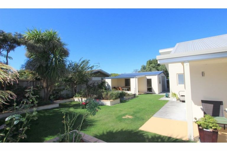 Photo of property in 20 Magnolia Drive, Springlands, Blenheim, 7201