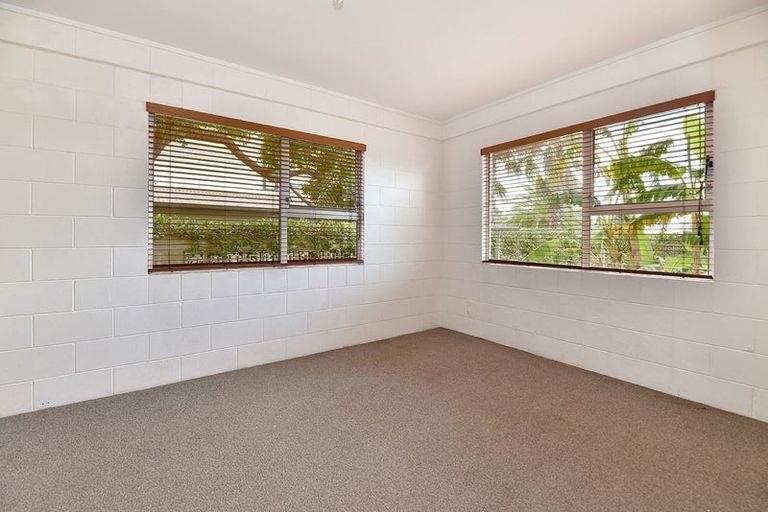 Photo of property in 27 Tiri Road, Manly, Whangaparaoa, 0930