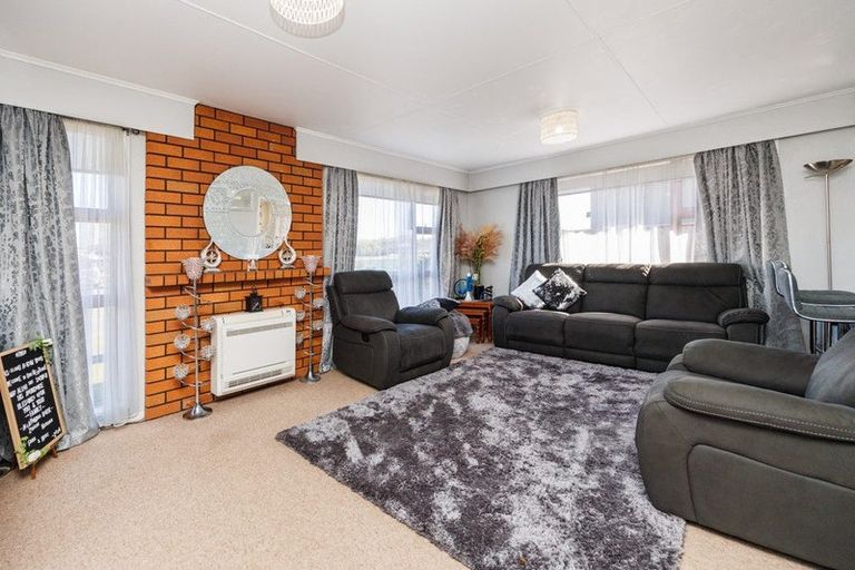 Photo of property in 48 Rennie Avenue, Milson, Palmerston North, 4414