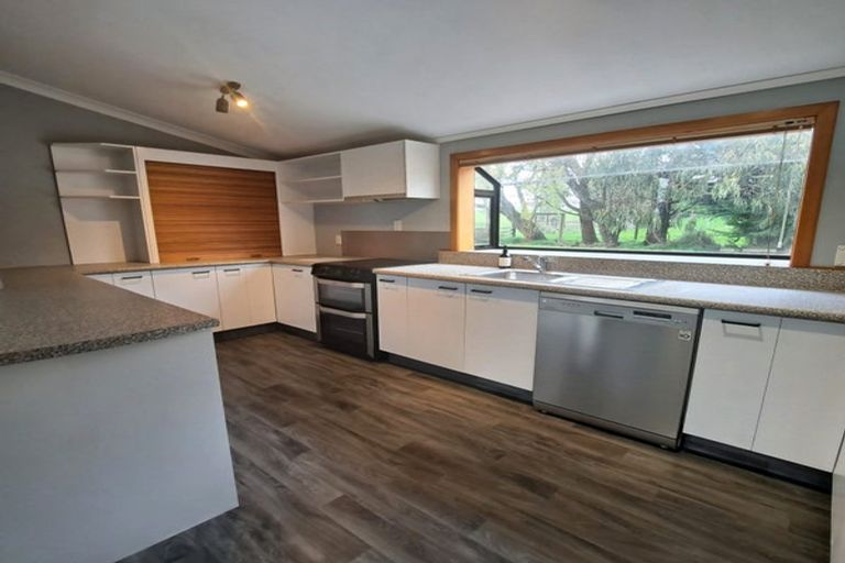 Photo of property in 51 Allan Street, Waiwera South, Clinton, 9584